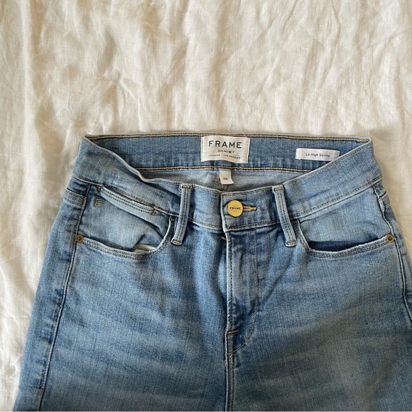 $225 Frame Light Wash Le High Skinny Raw Hem Jeans - Picture 3 of 7